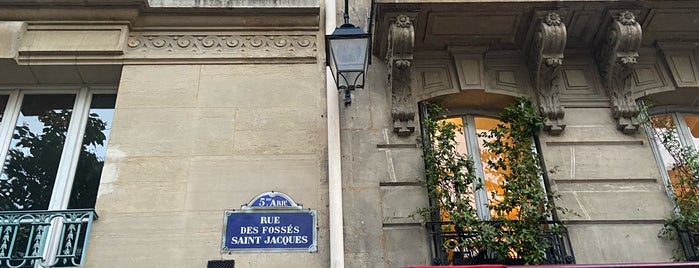 Place de l'Estrapade is one of Emily in paris.