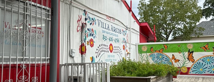 Villa Arcos is one of TM 120 Tacos You Must Eat Before You Die.