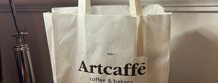 Artcaffe is one of Orte, die Francis gefallen.