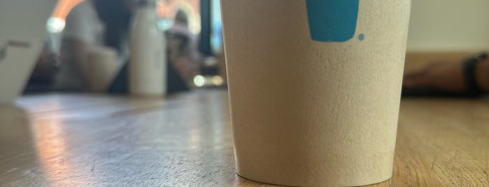 Blue Bottle Coffee is one of 지역-DMV.