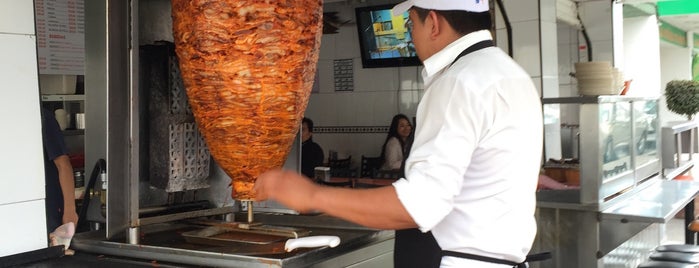 La Flamita Ayuuk is one of Pinches Tacos Shingones!.