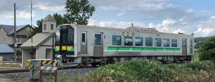 鹿討駅 is one of JR 홋카이도역 (JR 北海道地方の駅).