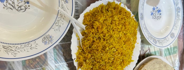 مطعم الزلال is one of برقر.