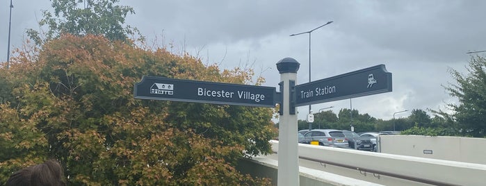 Marylebone (MYB) to Bicester North (BCS) Train is one of London.