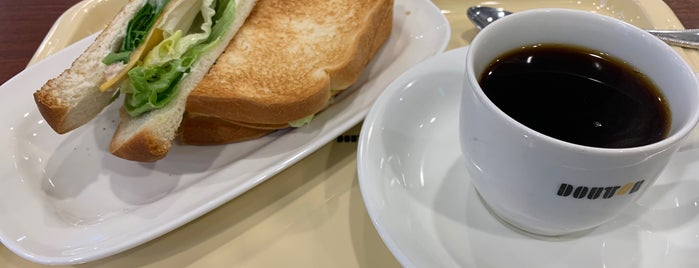 Doutor Coffee Shop is one of カフェ.