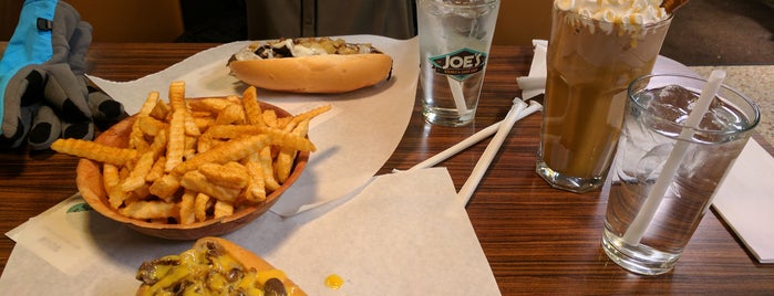 Joe's Steaks & Soda Shop is one of Tempat yang Disukai Tristan.
