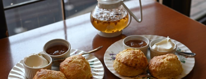 La Palette is one of The 15 Best Tea Rooms in Tokyo.