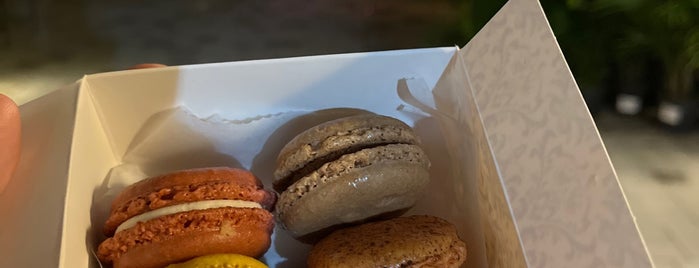Le Macaron is one of Bakery.