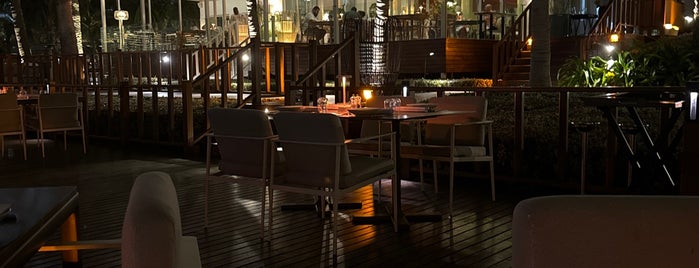 Beach Bar and Grill @ the Royal Mirage is one of The 15 Best Places That Are Good for Dates in Dubai.