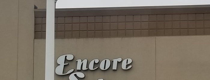 Encore Salon is one of Greg’s Liked Places.