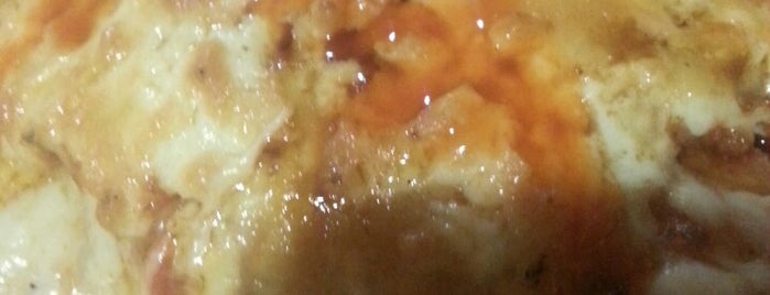 Gino's Pizzas Suc Reforma is one of Posti che sono piaciuti a Lau 👸🏼.