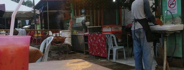 Restoran Ketam Batu is one of Gespeicherte Orte von ꌅꁲꉣꂑꌚꁴꁲ꒒.