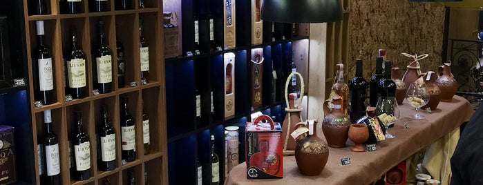 Sommelier Wine Gallery is one of Рестораны {Ереван}.