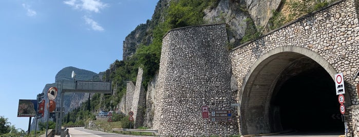 Bond's Crossing (Quantum of Solace) - Lago di Garda is one of Trips / Lago di Garda.