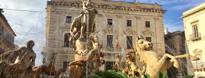 Piazza Archimede is one of Trips / Sicily.