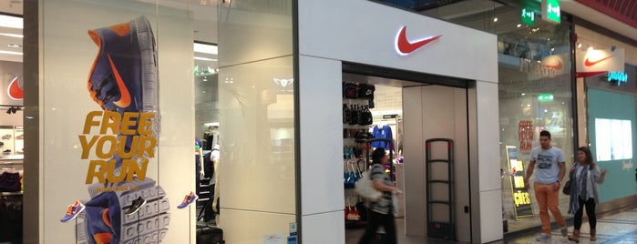 Nike is one of BPさんのお気に入りスポット.