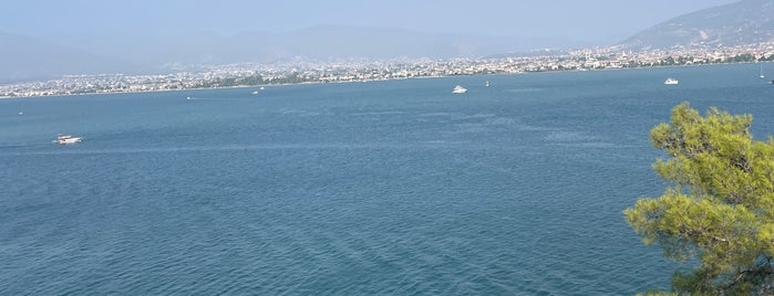 Karagözler Yarımada is one of Sahil.