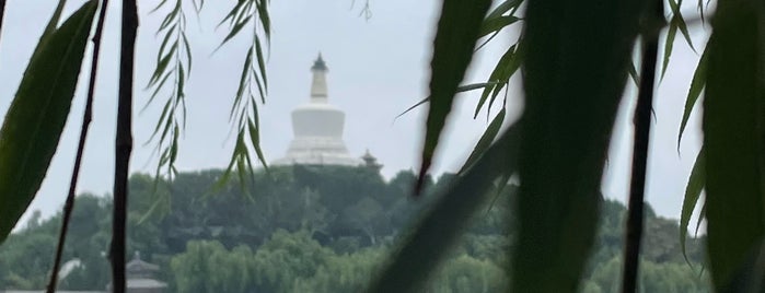 Beihai Park is one of Tiffany: сохраненные места.