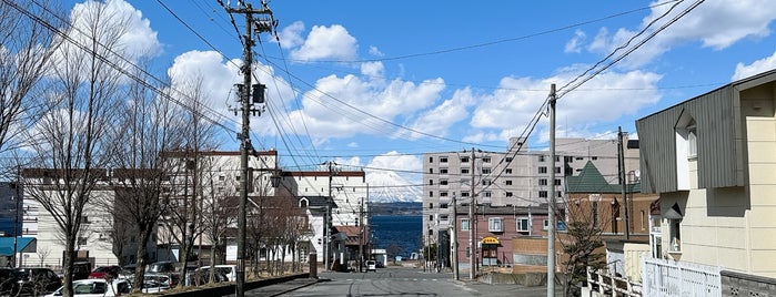 Lake Toya is one of 行くぜ北海道.