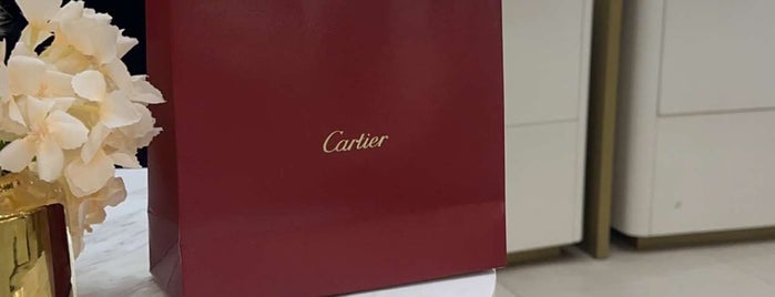 Cartier is one of Locais salvos de Foodie 🦅.