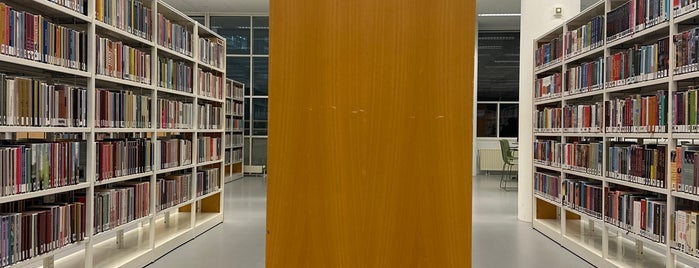 Centrale Bibliotheek is one of NL:Den Haag.