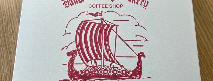 Olsen's Danish Village Bakery & Coffee Shop is one of Solving trip.