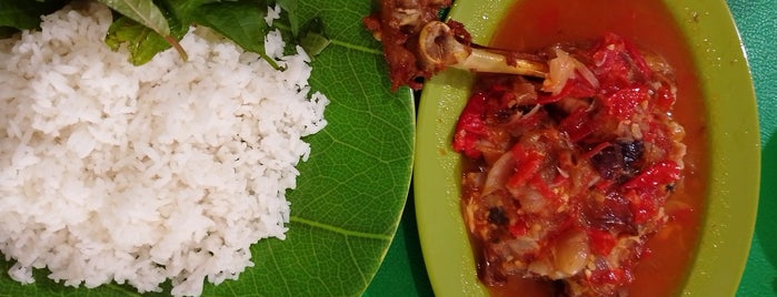 Warung Betawi Hj. Muhayar is one of Wisata kuliner.