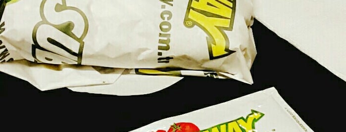 Subway is one of Gizemさんのお気に入りスポット.