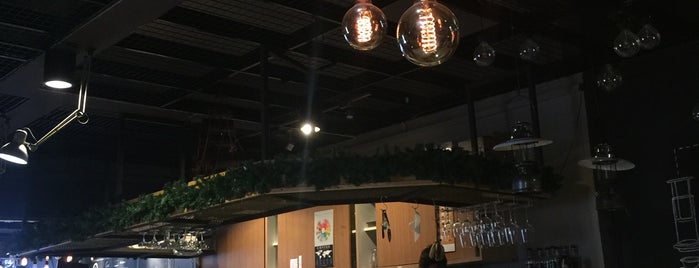 The LightBulb is one of cafe&restaurant.
