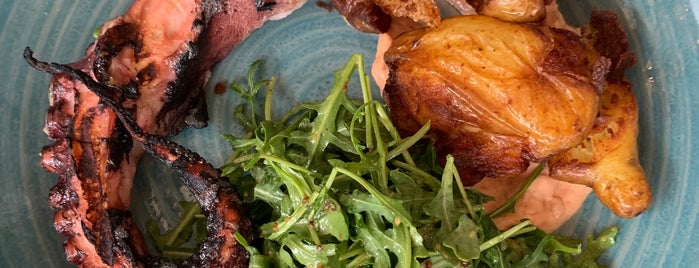 Blue Plate Oysterette is one of LA Best Eats.
