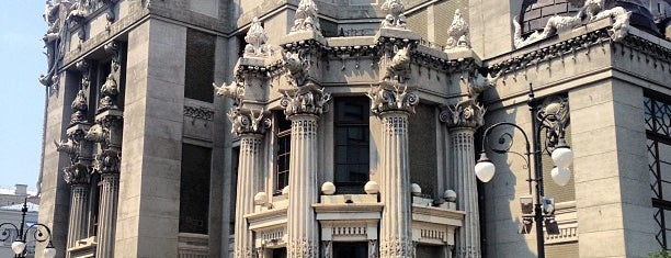 The House with Chimaeras is one of Kyiv places, which I like..