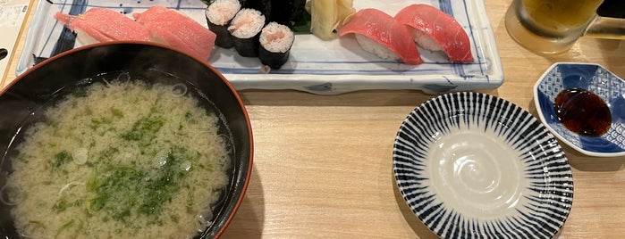 Kizuna Sushi is one of 行きたいリスト.