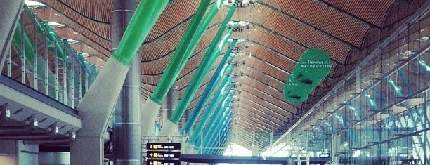 Aeroporto di Madrid-Barajas (MAD) is one of My Airports.