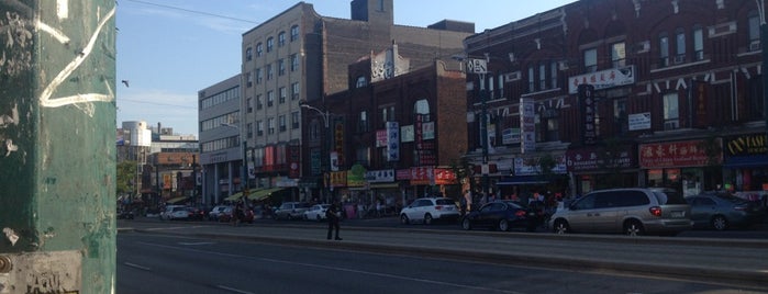 China Town is one of สถานที่ที่ Andy ถูกใจ.