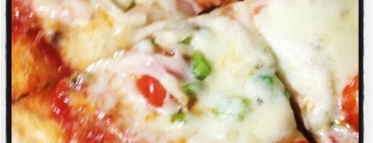 PIZZA VIVA วีว่า พิซซ่า ร้านพิซซ่า is one of Food to go....