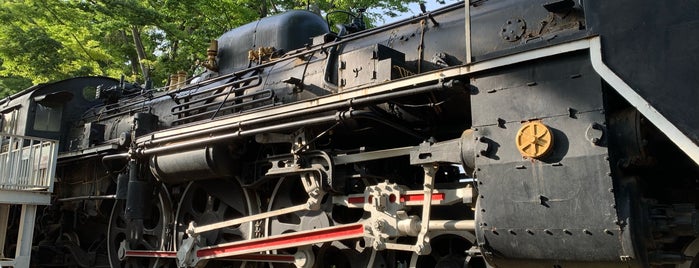 Steam Locomotive C57-57 is one of Byc.
