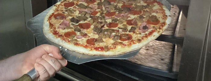 Tom’s Extreme Pizzeria LLC is one of Biloxi.