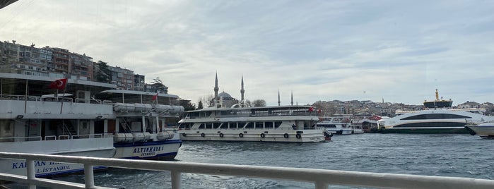 Üsküdar - Beşiktaş Vapur İskelesi is one of Must-see seafood places in Istanbul, Türkiye.