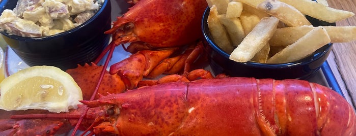 Luke’s Lobster is one of maine..