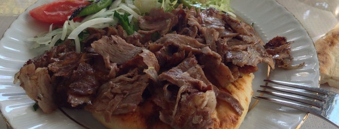 Mutlu Döner is one of Orhanさんのお気に入りスポット.