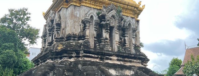 Wat Chiang Man is one of Orte, die Bryan gefallen.