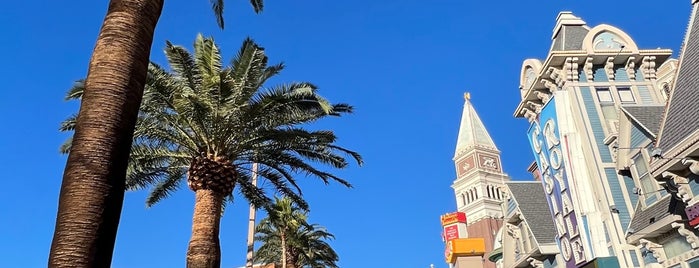 Las Vegas City Hall is one of LAS VEGAS PLACE.