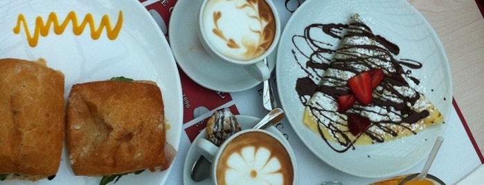The Crêpe Café is one of Posti che sono piaciuti a Mapi.