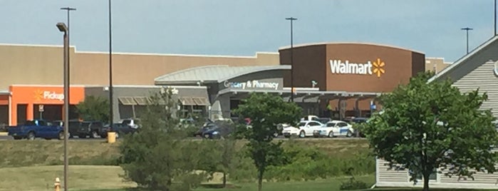 Walmart Supercenter is one of Lake.