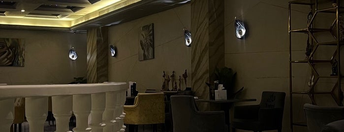 Yanni Coffe & Lounge is one of Riyadh.