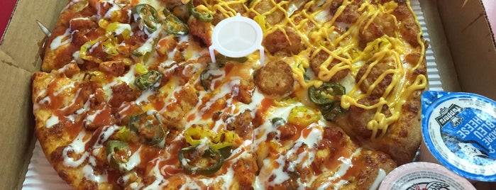 Toppers Pizza is one of Lyn-Lake Dining Challenge.