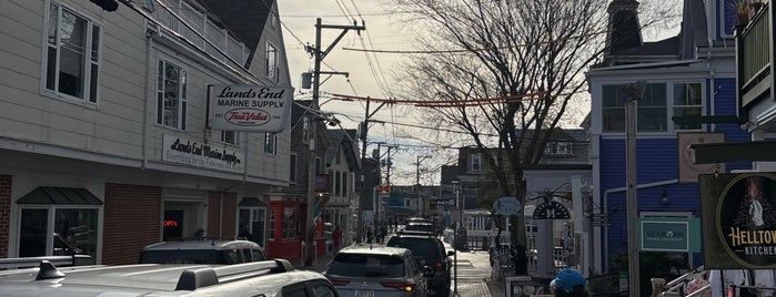 Lands End Marine Supply is one of Retail.