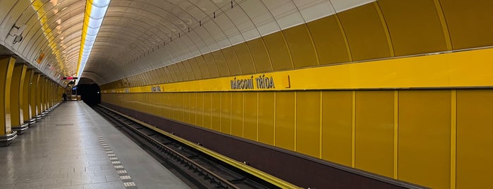 Národní třída (tram) is one of LL MHD stations part 1.
