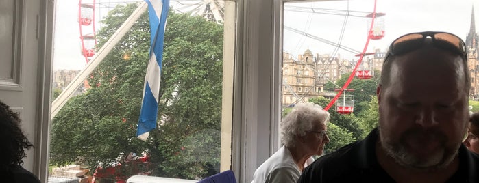 Sir Walter Scott's Traditional Tea Room is one of Edinburgh.