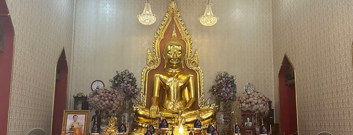 Wat Traimitr Withayaram is one of Rocio’s Liked Places.